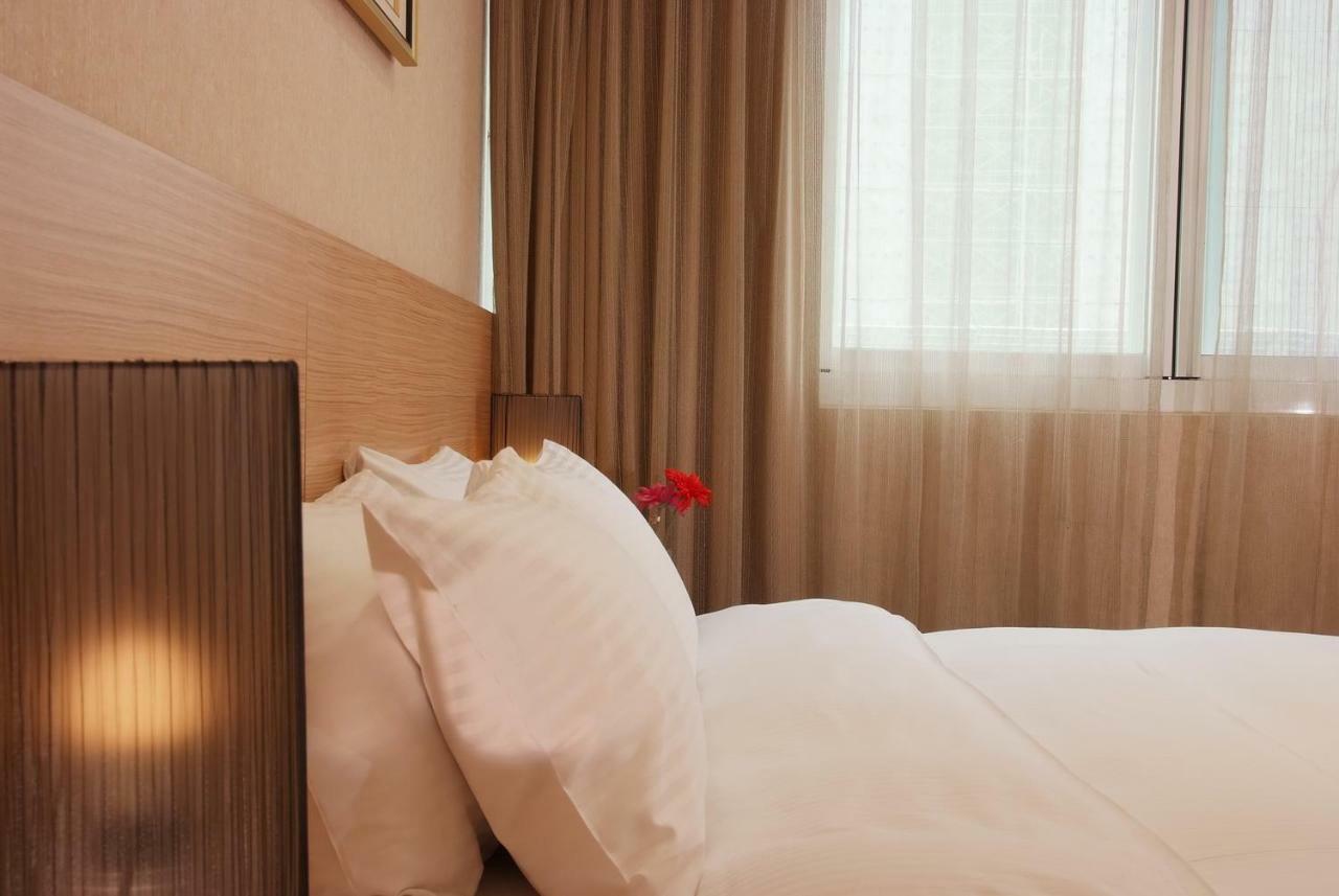 The Metro Hotel Taichung Esterno foto