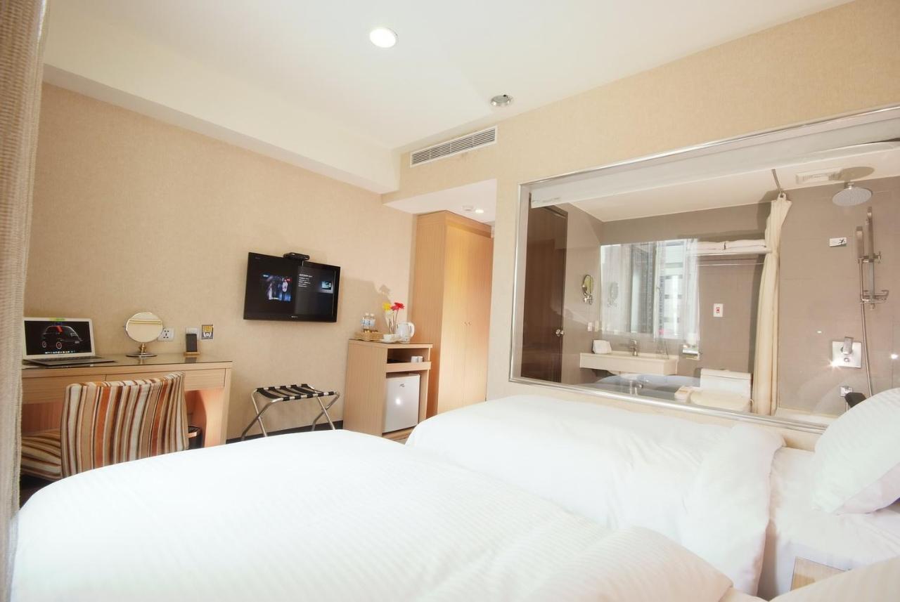 The Metro Hotel Taichung Esterno foto