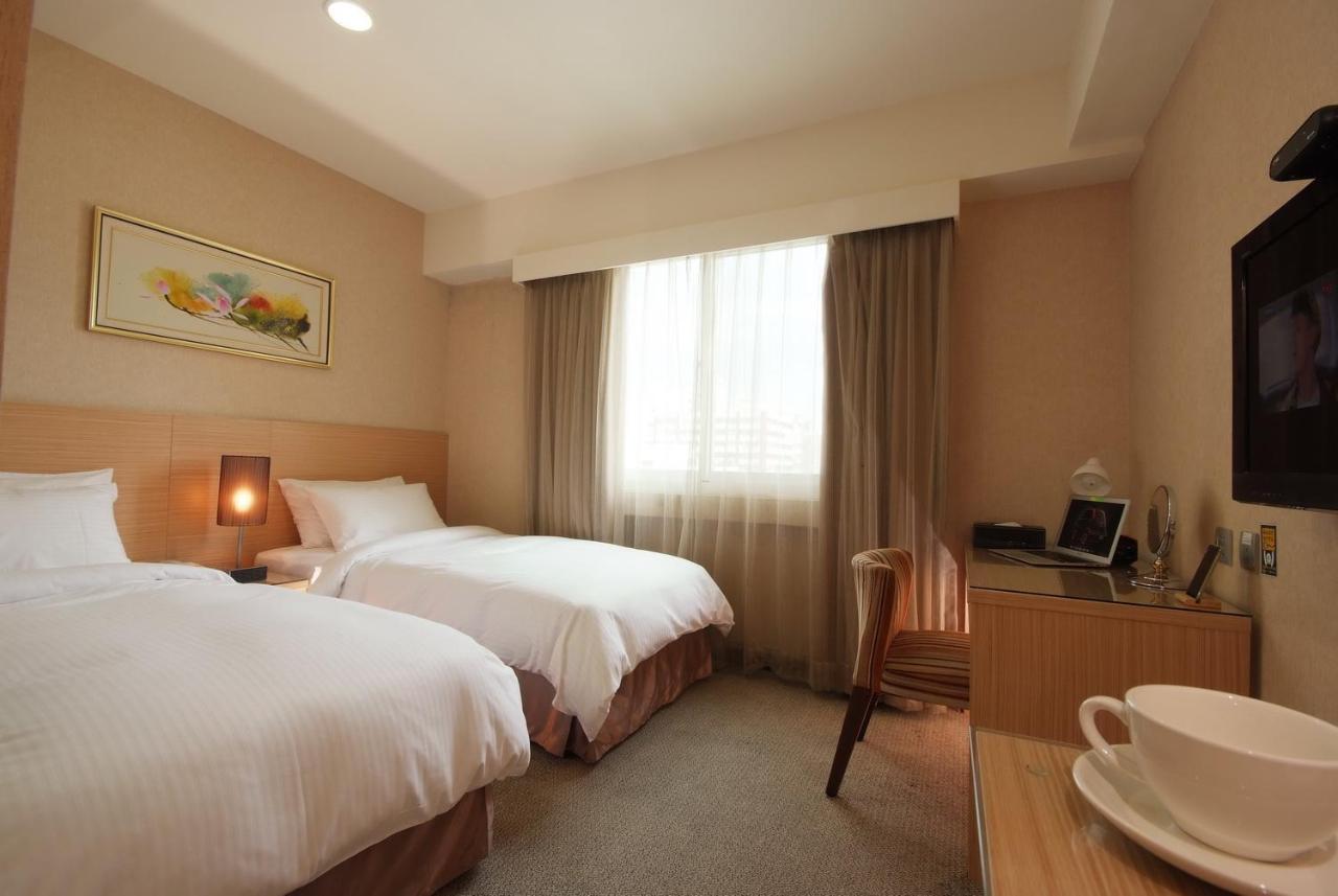 The Metro Hotel Taichung Esterno foto