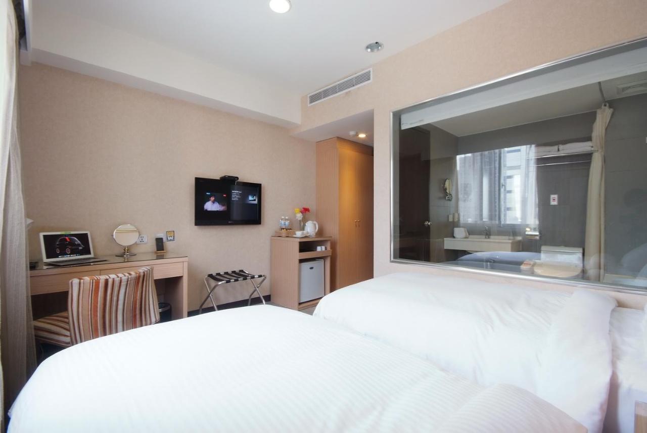 The Metro Hotel Taichung Esterno foto